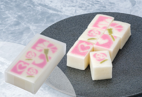 カーネーション蒲鉾